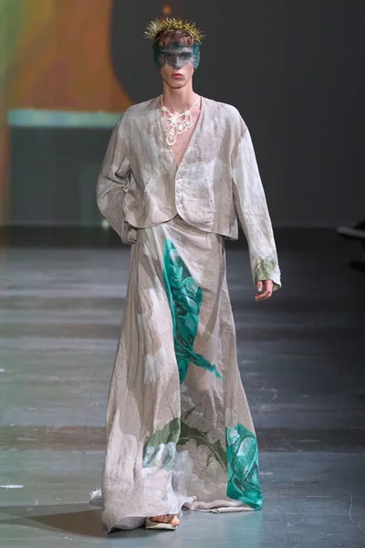 Look 53